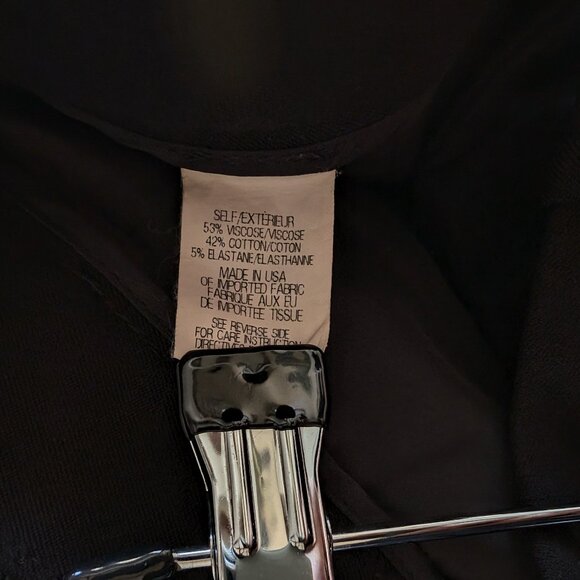 Theory Pleated Pant - Size 10, Black, Viscose/Cotton - Picture 9 of 10